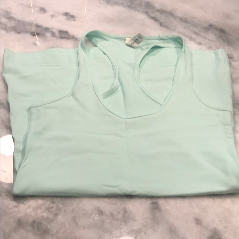 Lulu Lemon cool racerback size 4